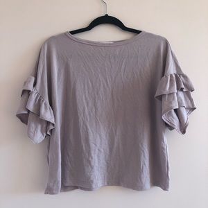 Light purple ruffle sleeve top